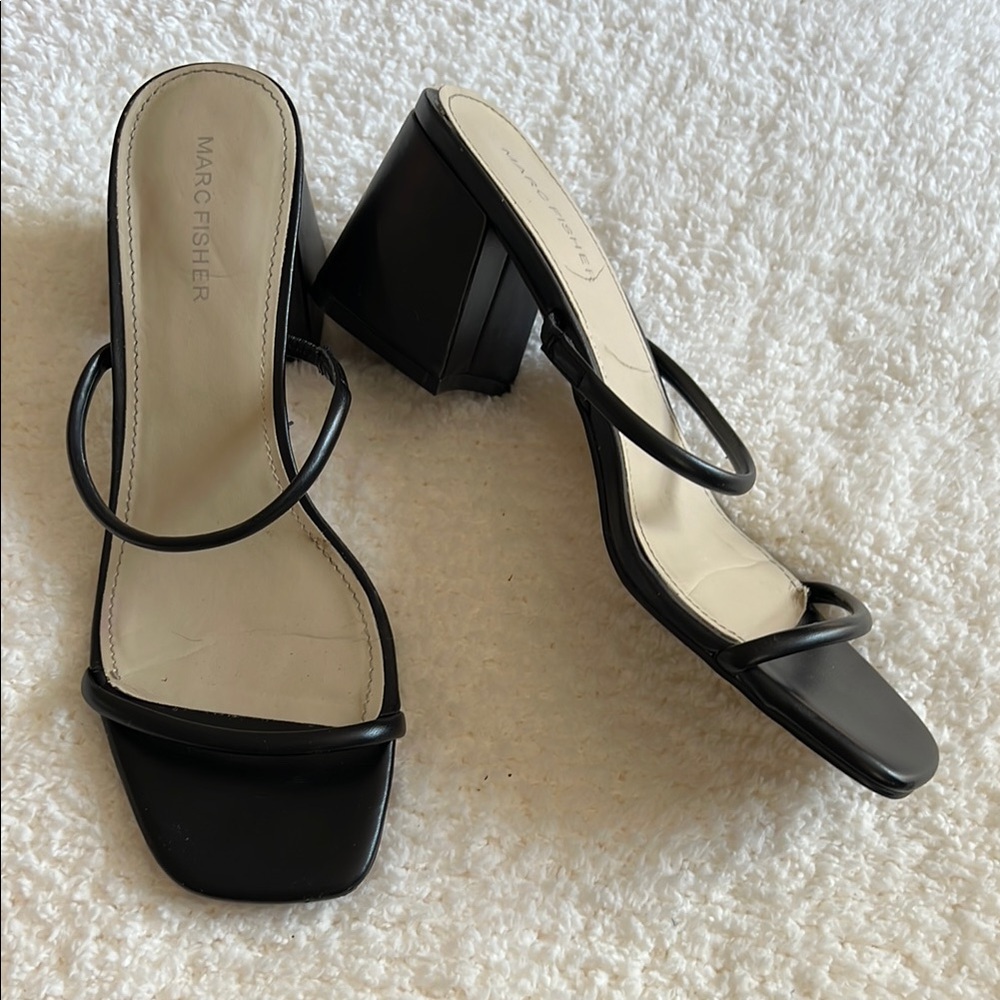 Marc Fisher Black Heels Minimalist Design Size 8.5M